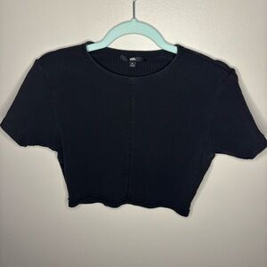 Vans Black Ribbed Cropped Top size Medium
